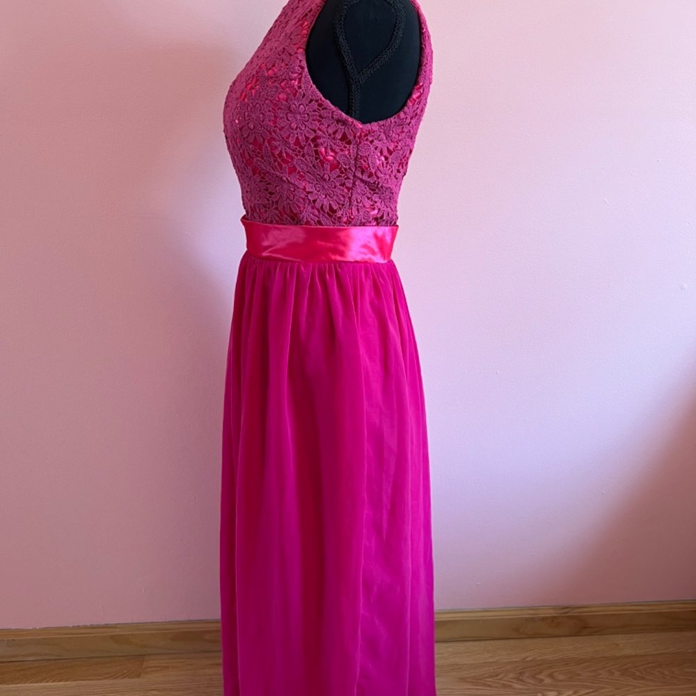 Dress - Picture 5 of 9